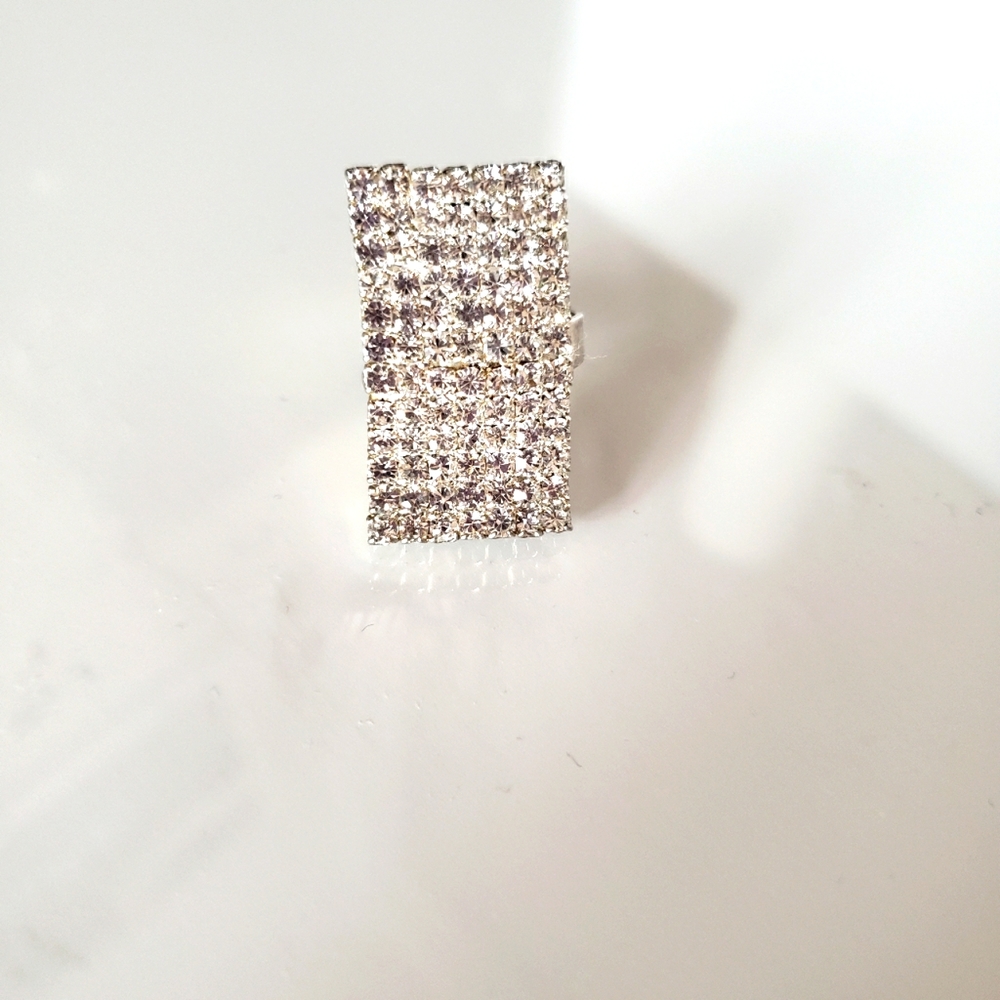 Fashion Diamond Silver Dipped Waved Rectangular Ring Adjustable Bling Sparkly